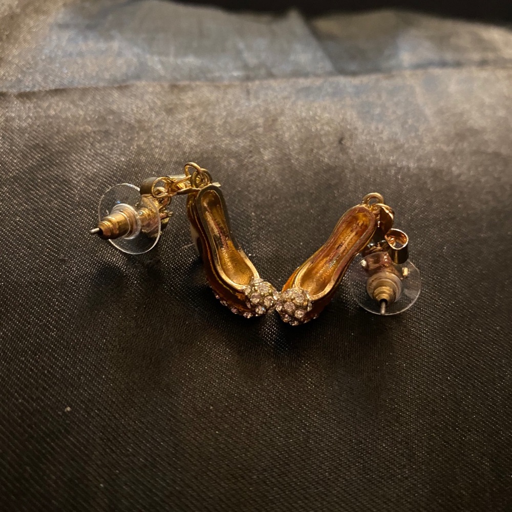 BN Gold Blinged out Pump Earrings - Picture 1 of 3